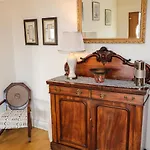 Millers Lane House * Aught Upper