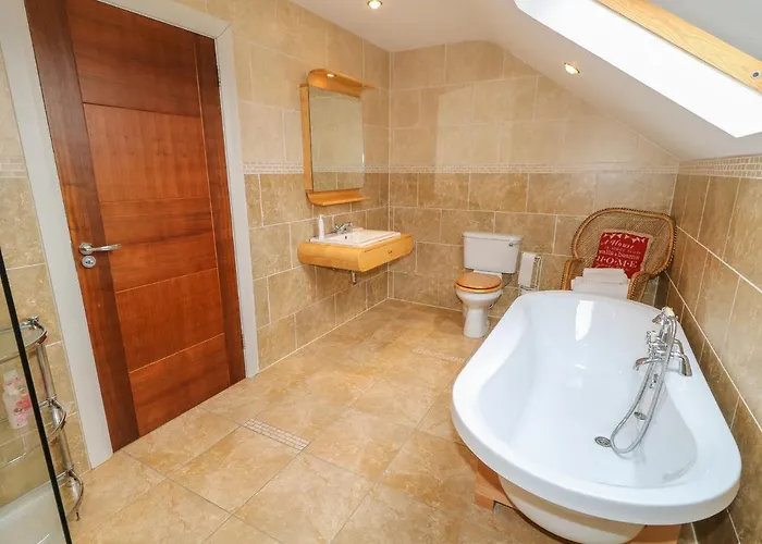 Millers Lane House Aught Upper